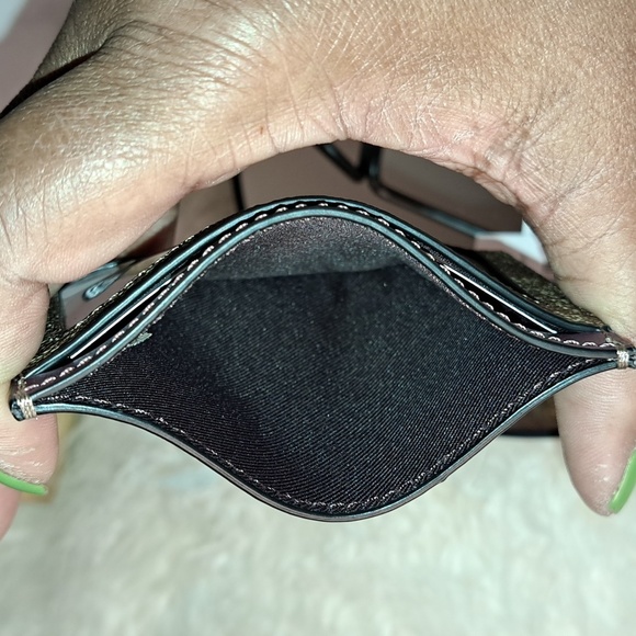 Coach Signature NWTs Slim Card Case - Picture 4 of 4